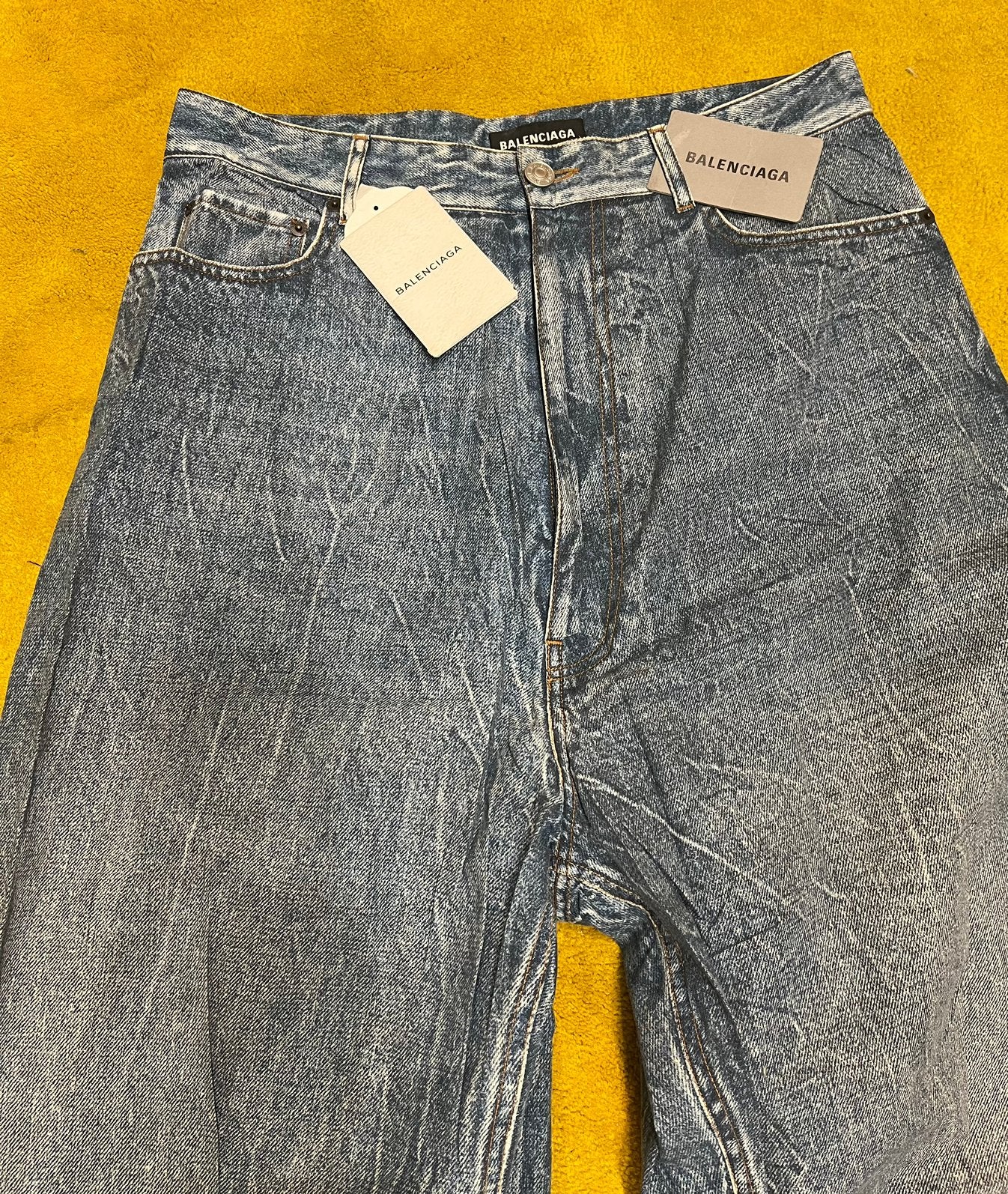 Balenciaga jeans, Ophalen of Verzenden, Zo goed als nieuw, Blauw, W32 (confectie 46) of kleiner
