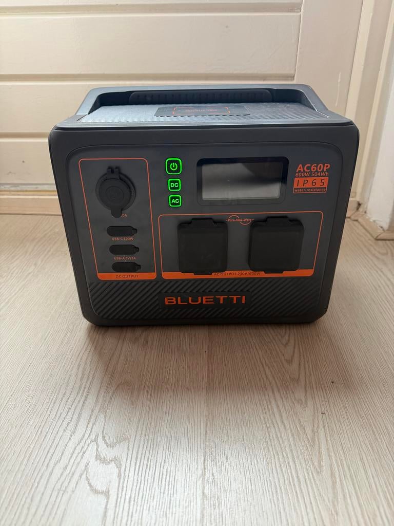 BLUETTI AC60P Draagbare Power Station - 600W, 403Wh, Ophalen, Gebruikt