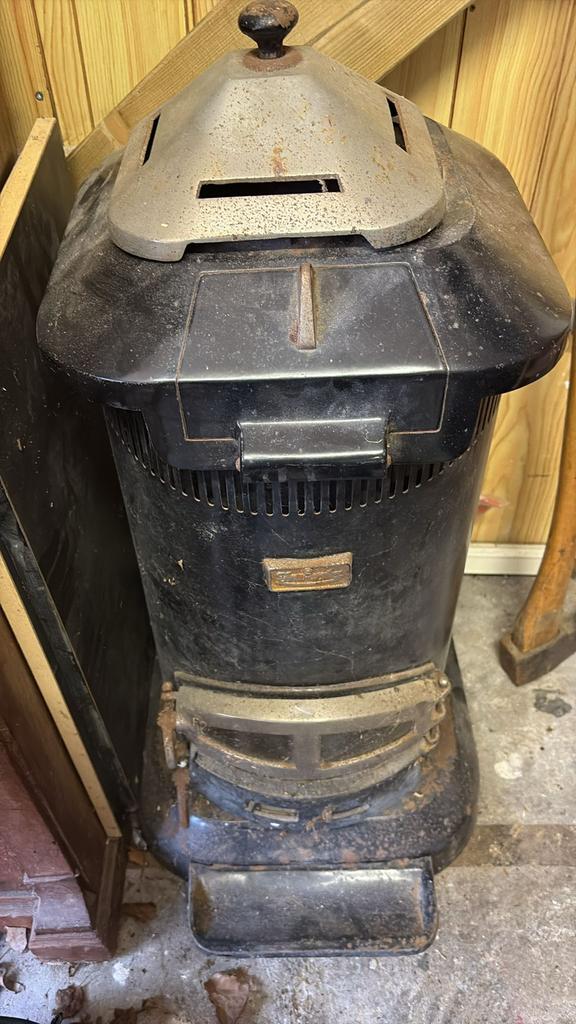 Antieke Fornax petroleumkachel / oliekachel, Ophalen, Zo goed als nieuw, Hout, Houtkachel