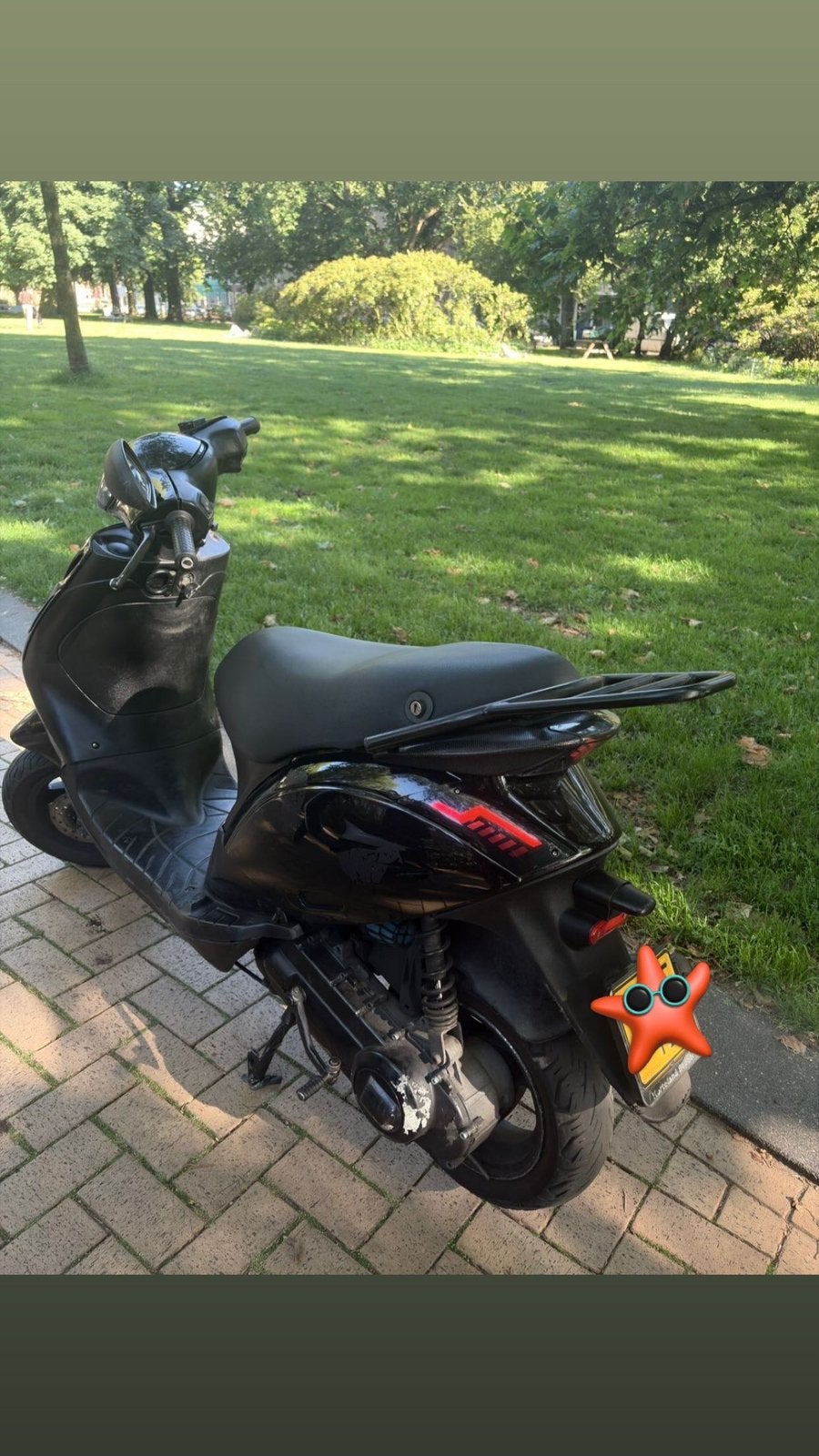 Piaggio zip 70cc 2 takt 2018, Fietsen en Brommers, Scooters | Piaggio, Ophalen, Zo goed als nieuw