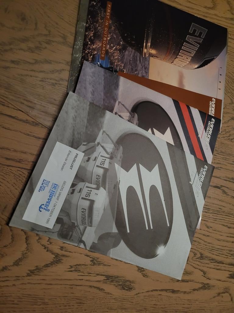 Evinrude brochures, Ophalen of Verzenden