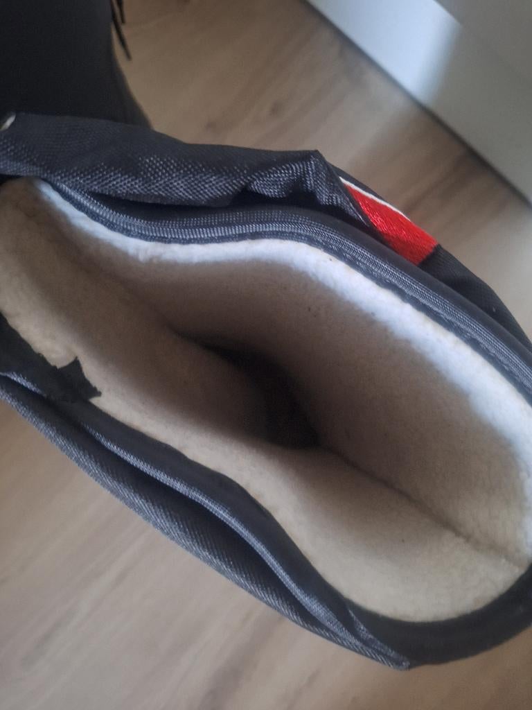 Winterlaarzen maat 41, Kleding | Dames, Zwart, Ophalen of Verzenden, Sneakers of Gympen, Zo goed als nieuw