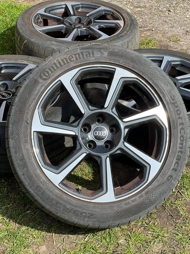 19” audi Q3 Q2 Rotor velgen 5x112 Continental zomerbanden, Gebruikt, 255 mm, Banden en Velgen, Personenwagen