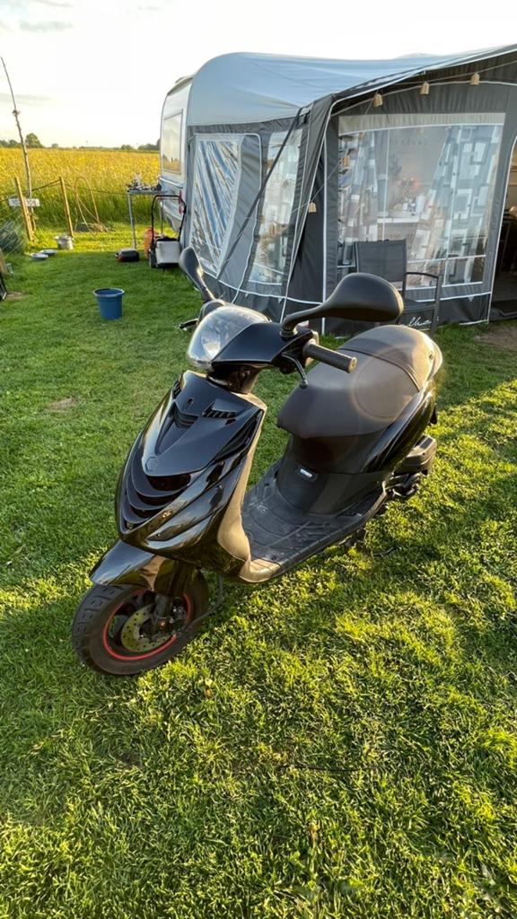 Piaggo zip 50cc 4t 2015, Ophalen, Piaggio, Zo goed als nieuw, Benzine