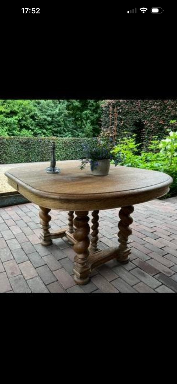 Oude eiken salontafel met getorste poten., Antiek en Kunst, Ophalen