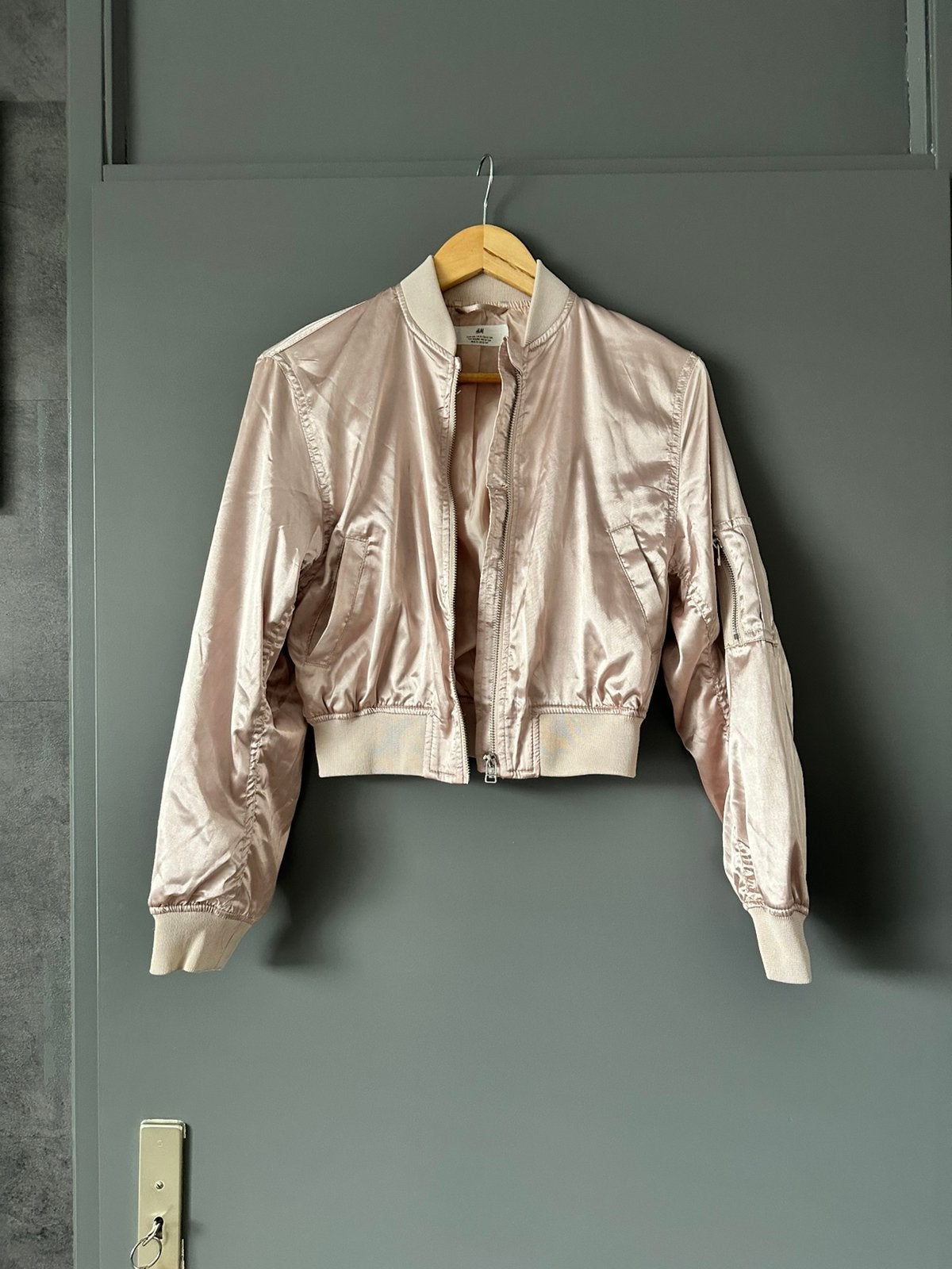 H&M Roze Bomberjack - Zo goed als nieuw, Kleding | Dames, Ophalen of Verzenden, Zo goed als nieuw, Maat 34 (XS) of kleiner, Roze