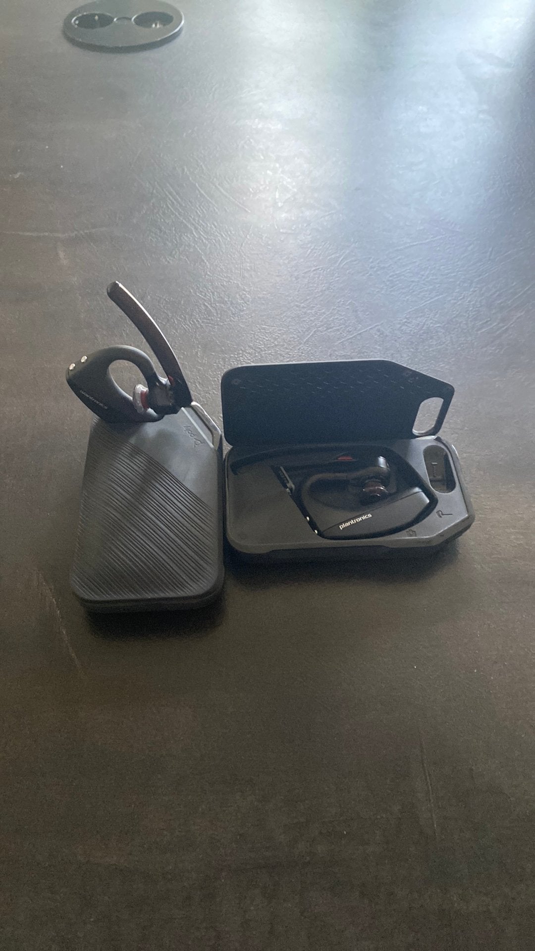 2x headset Poly Voyager 5200, Computers en Software, Headsets, In-ear, Mute-functie, Nieuw, Ophalen of Verzenden
