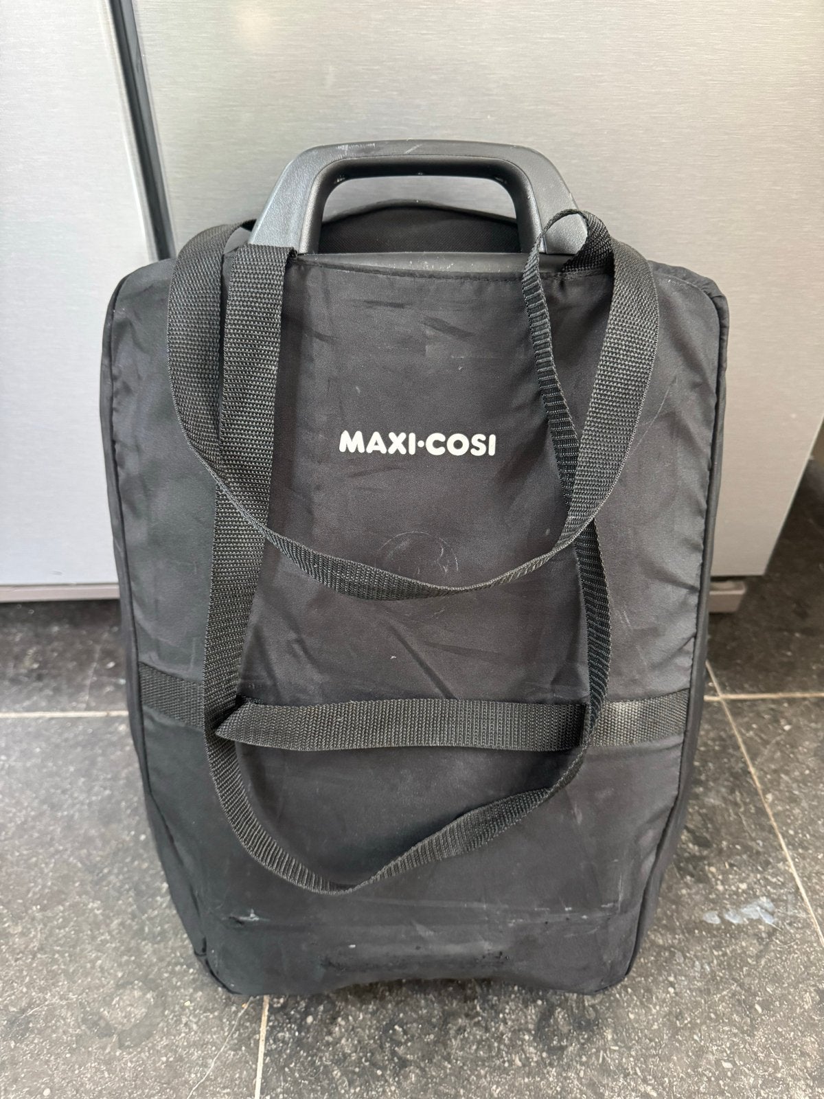 Maxi-Cosi Nomad plus opvouwbare autostoel met draagtas, Ophalen, 0 t/m 18 kg, Zijbescherming, Maxi-Cosi
