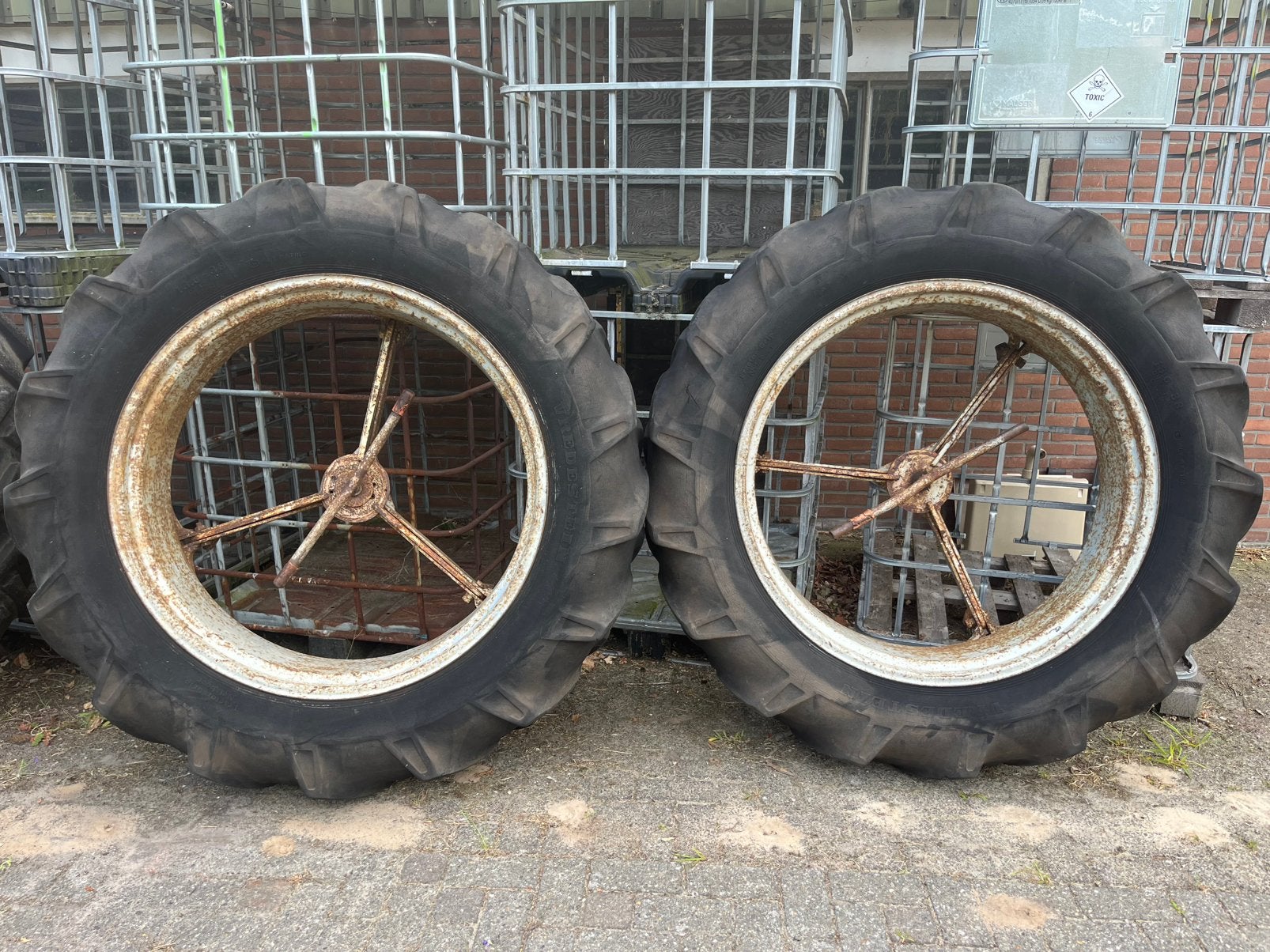dubbellucht 38” landrol, Zakelijke goederen, Agrarisch | Onderdelen | Banden, Velgen en Assen, Ophalen