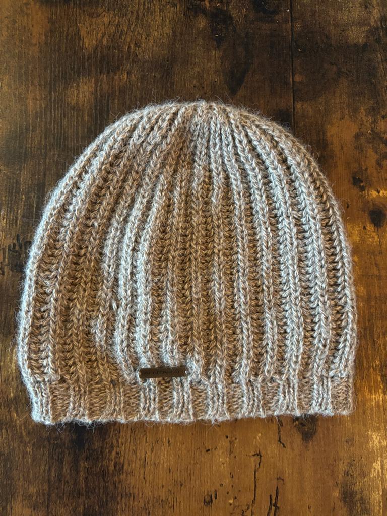 Anttarah Peruaanse Alpaca wol - Zo goed als nieuw, Kleding | Dames, Ophalen of Verzenden, Zo goed als nieuw, Maat 38/40 (M), Muts