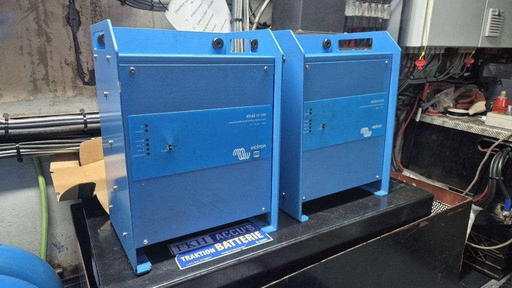 2x Victron Atlas 24/1200 omvormers, Ophalen, Overige typen