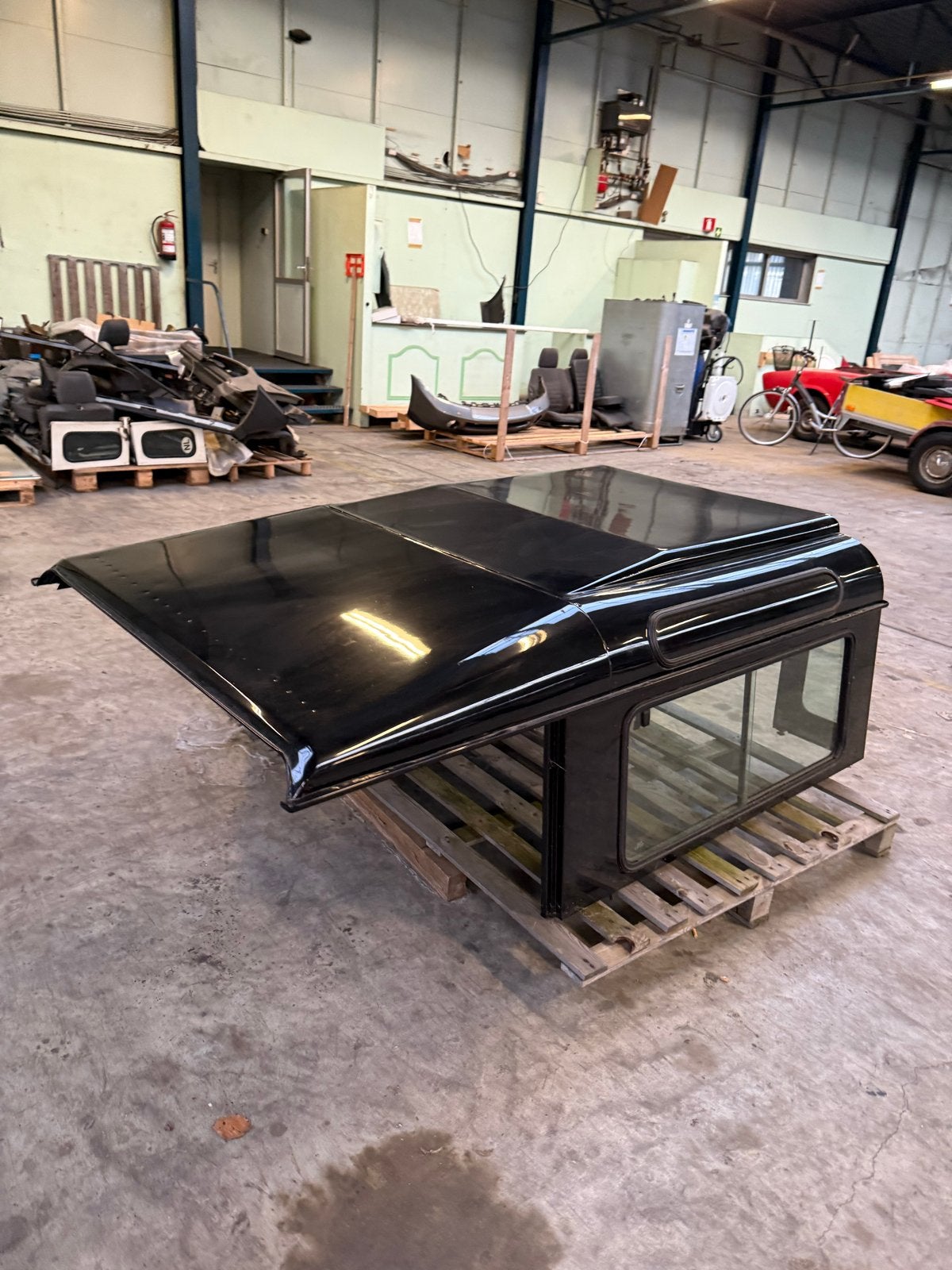 Land Rover Defender 90 Zwart Hardtop in nieuwe staat, Ophalen