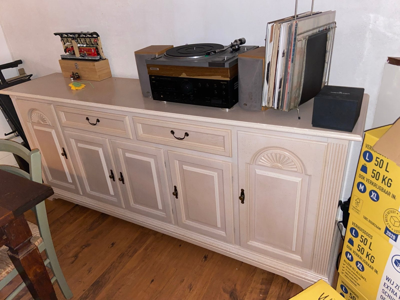 Crèmekleurig dressoir met lades en deuren, Ophalen, Gebruikt, 200 cm of meer, Met lade(s)