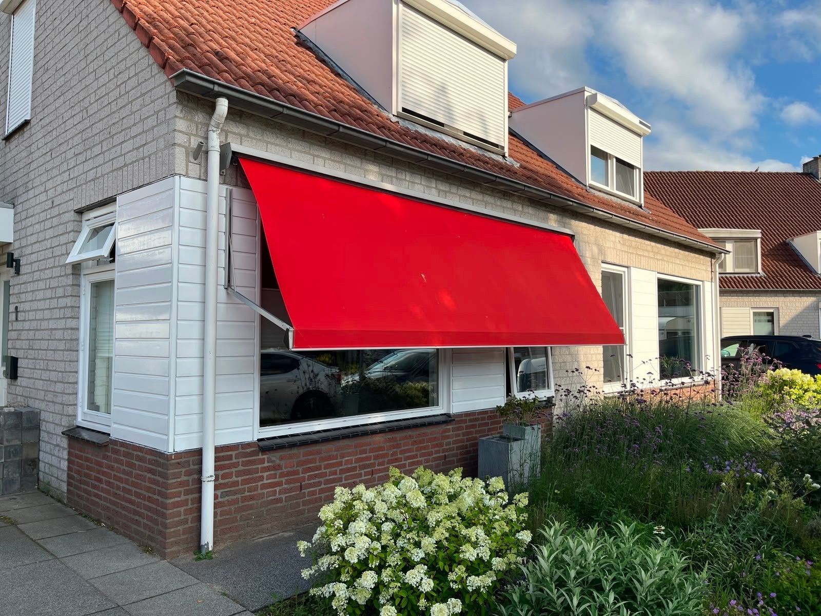 Klemluifel handbediend 5m breed, 1m uitval, Tuin en Terras, Zonneschermen, Ophalen, Gebruikt, Overige typen, 450 cm of meer