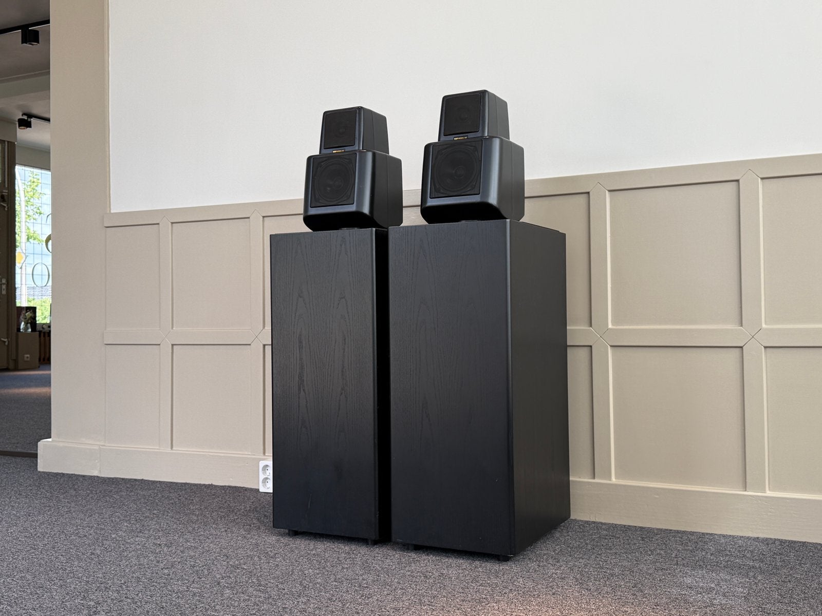 KEF Reference 107 + Kube Active Low-Level Equalizer, Overige merken, Gebruikt, Ophalen of Verzenden, /