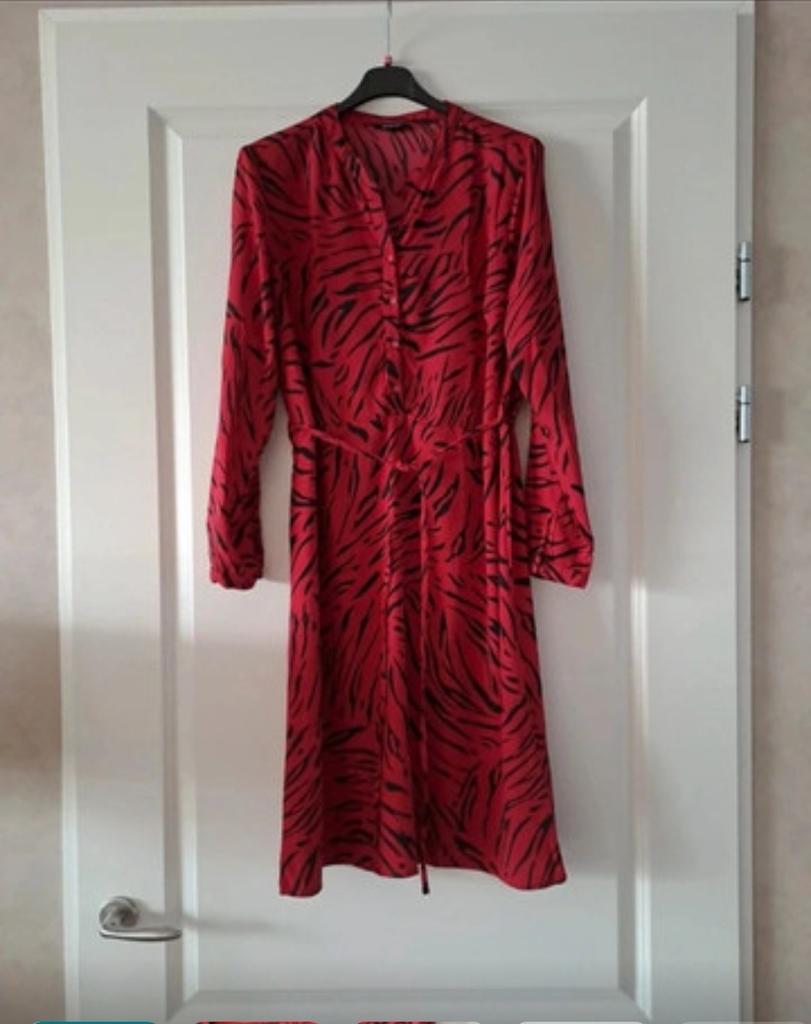 Esmara Damesjurk Rood Zwart Patroon Maat XL met Ceintuur, Maat 46/48 (XL) of groter, Zo goed als nieuw, Esmara, Ophalen of Verzenden