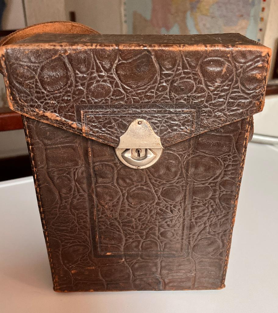 Antieke tas voor box camera, Audio, Tv en Foto, Fotografie | Fototassen, Ophalen, Schoudertas, Overige merken