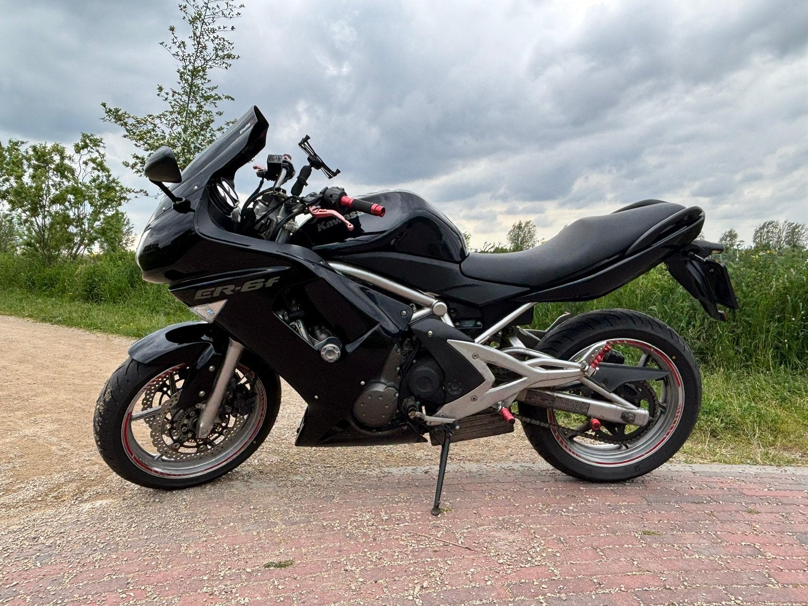Kawasaki ER-6F ABS 2008 | 29.911 km | Nieuwe banden + accu, Particulier, Naked bike