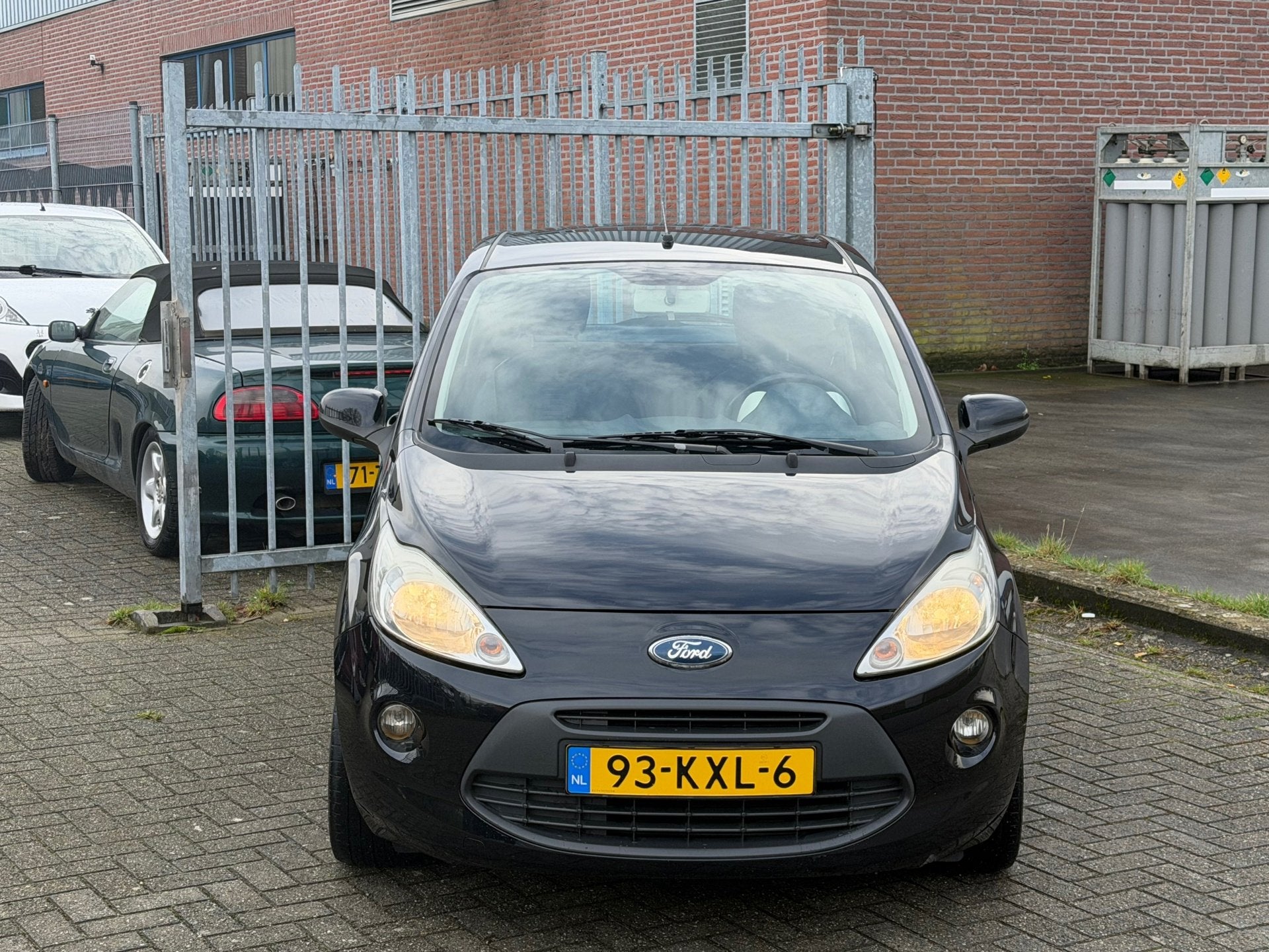 Ford Ka 1.2 Titanium X! NL AUTO NAP! Airco l 2e eigenaar l S, Auto's, Voorwielaandrijving, Dealer onderhouden, Stof, Gebruikt