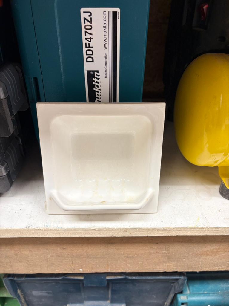 Vintage witte keramische zeepschaal voor badkamer, Ophalen, Gebruikt, Wit, Overige typen