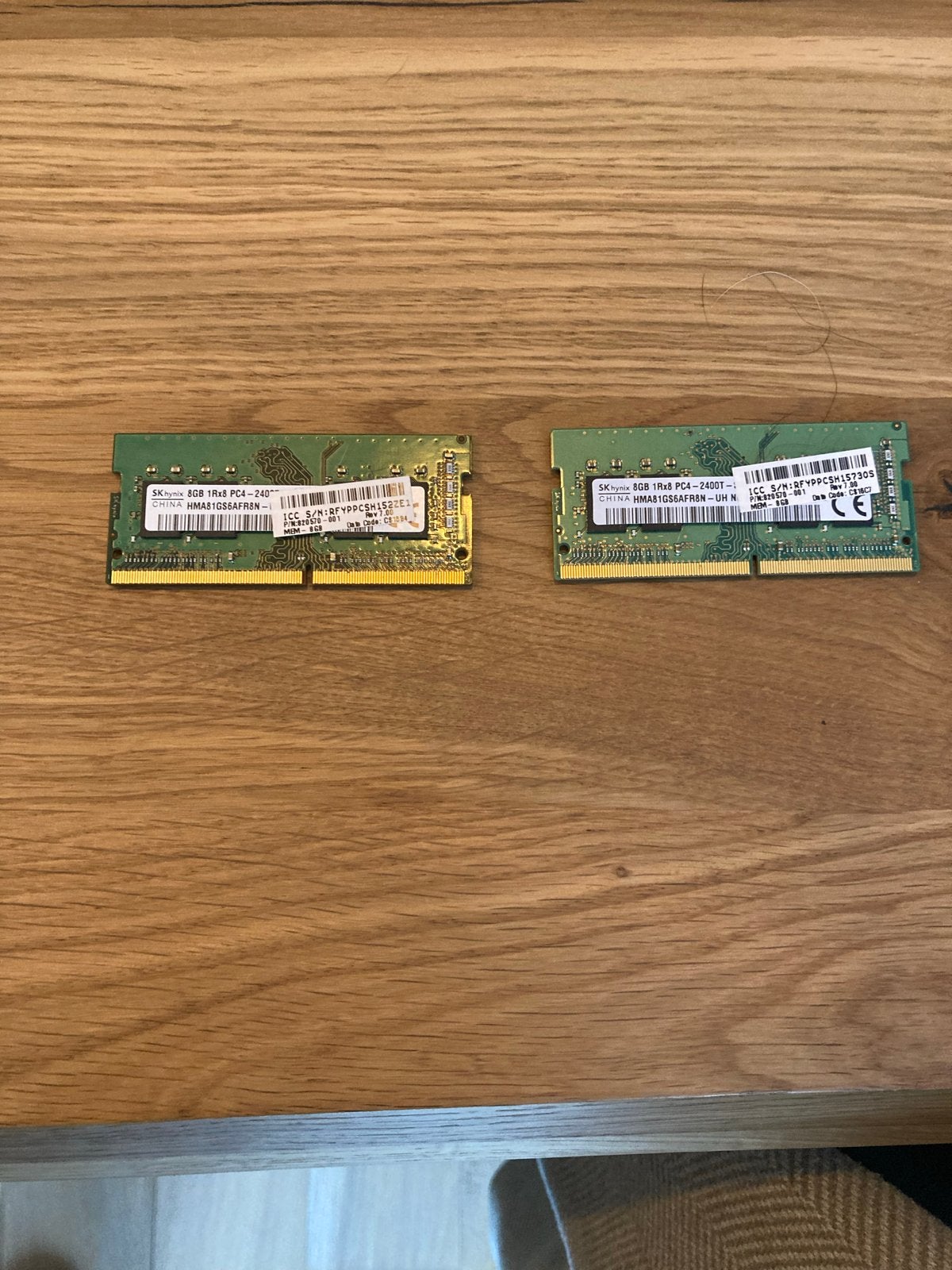 SK Hynix 8GB DDR4 RAM Geheugenmodule (2 stuks), Computers en Software, RAM geheugen, DDR4, 8 GB, Ophalen of Verzenden, Zo goed als nieuw