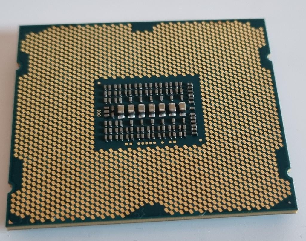 ntel Xeon E5-2643 v2 (6C/12T, 3.50GHz) SR19X, 6-core, Intel Xeon, Ophalen of Verzenden, Zo goed als nieuw