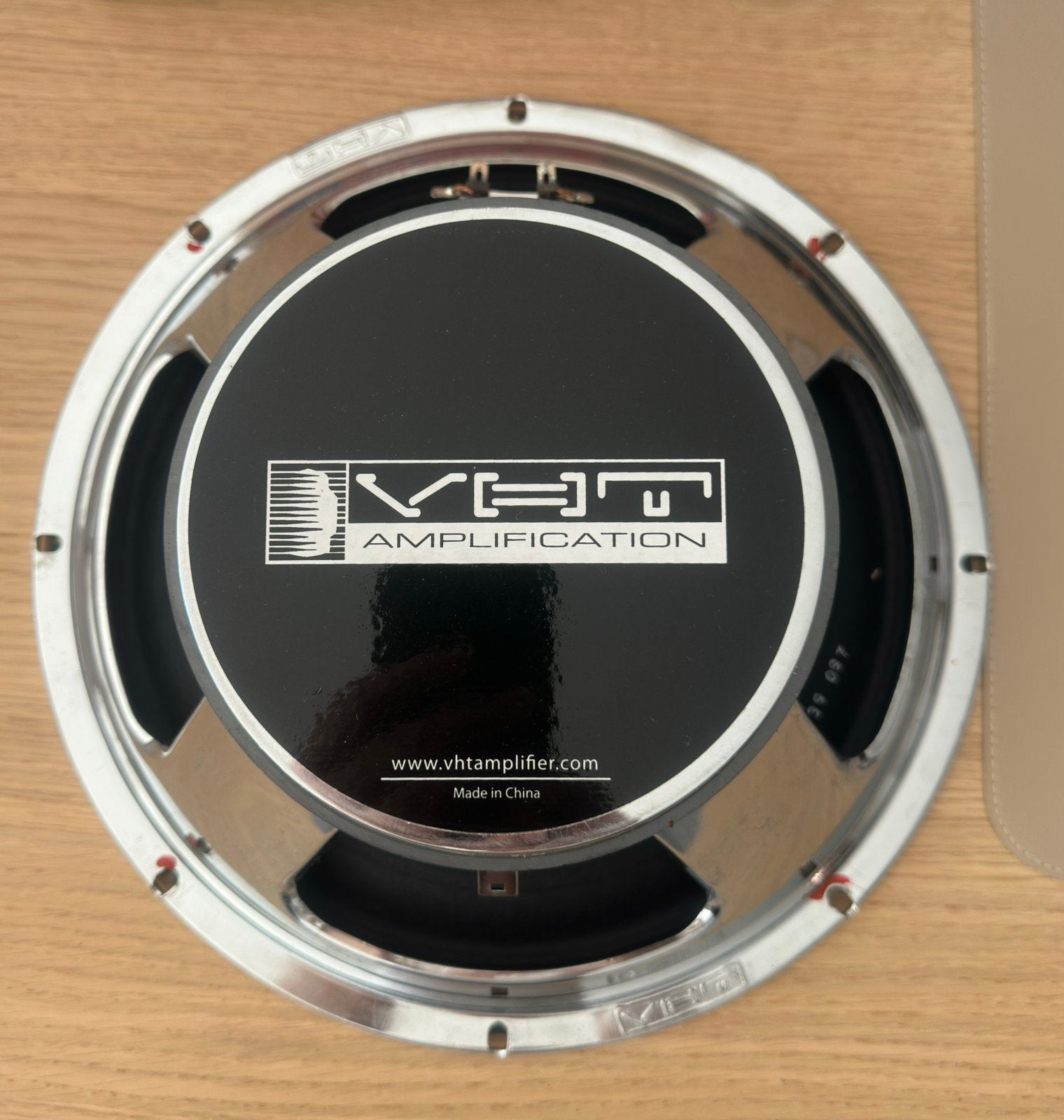 VHT ChromeBack 12"Speaker 60W 16 Ohm Celestion V30 Clone, Muziek en Instrumenten, Ophalen of Verzenden, Zo goed als nieuw, Gitaar