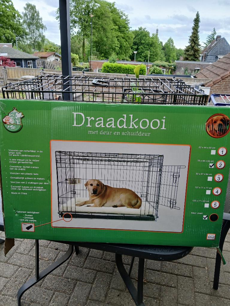 Honden bench, Dieren en Toebehoren, Hondenbenches, Ophalen of Verzenden, Gebruikt
