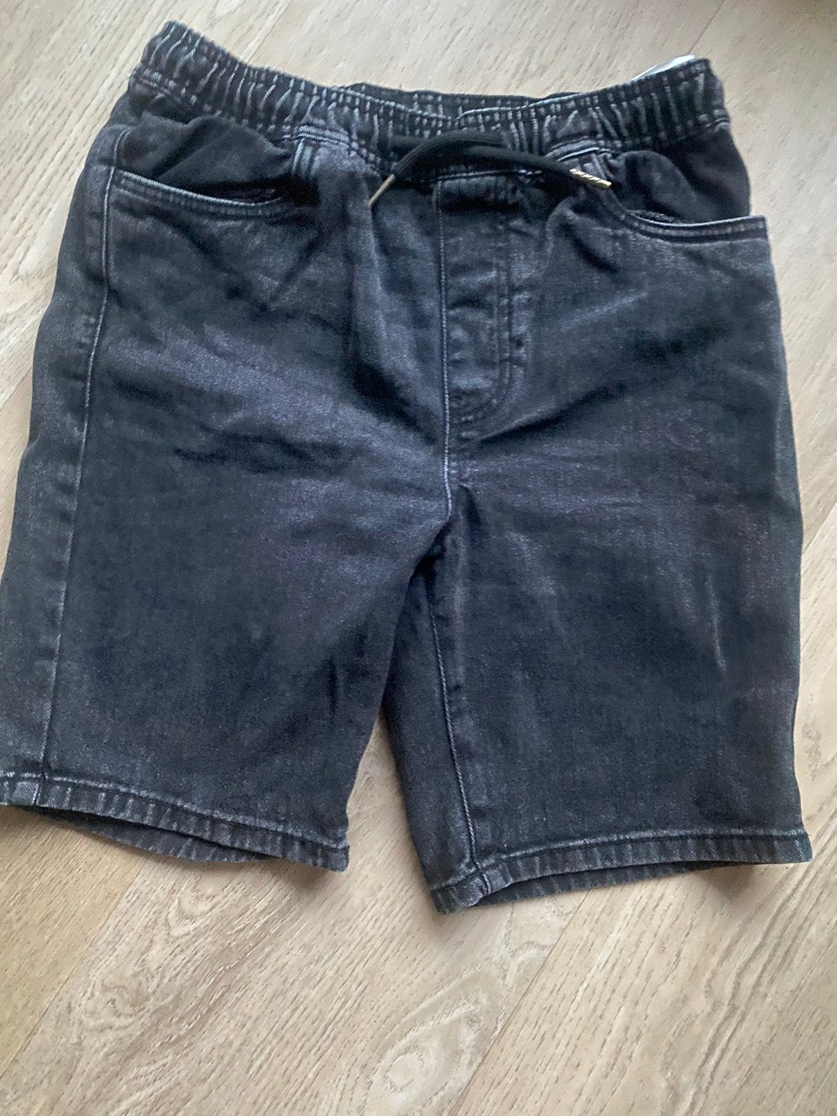 Jeans korte broeken zomerkleding 158 jongens, Ophalen of Verzenden, Zo goed als nieuw, Jongen, Broek
