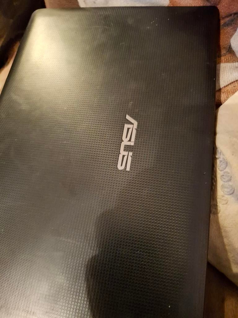 ASUS laptop - Goede staat, toetsenbord defect, Computers en Software, Ophalen