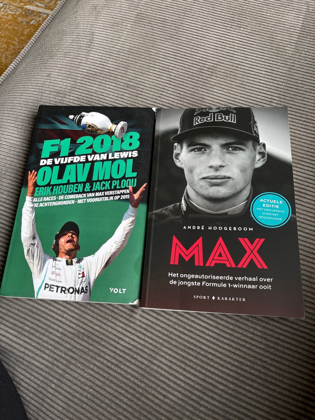 F1 Boeken Set: F1 2018 en MAX Verstappen Biografie, Ophalen, Gelezen, Overige sporten