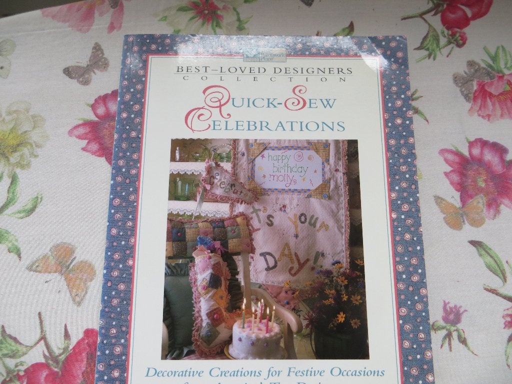 quiltboek/Quick-sew Celebrations/Patchwork/Quilten/Feest, Ophalen of Verzenden, Zo goed als nieuw, Lynette jensen, Borduren en Naaien