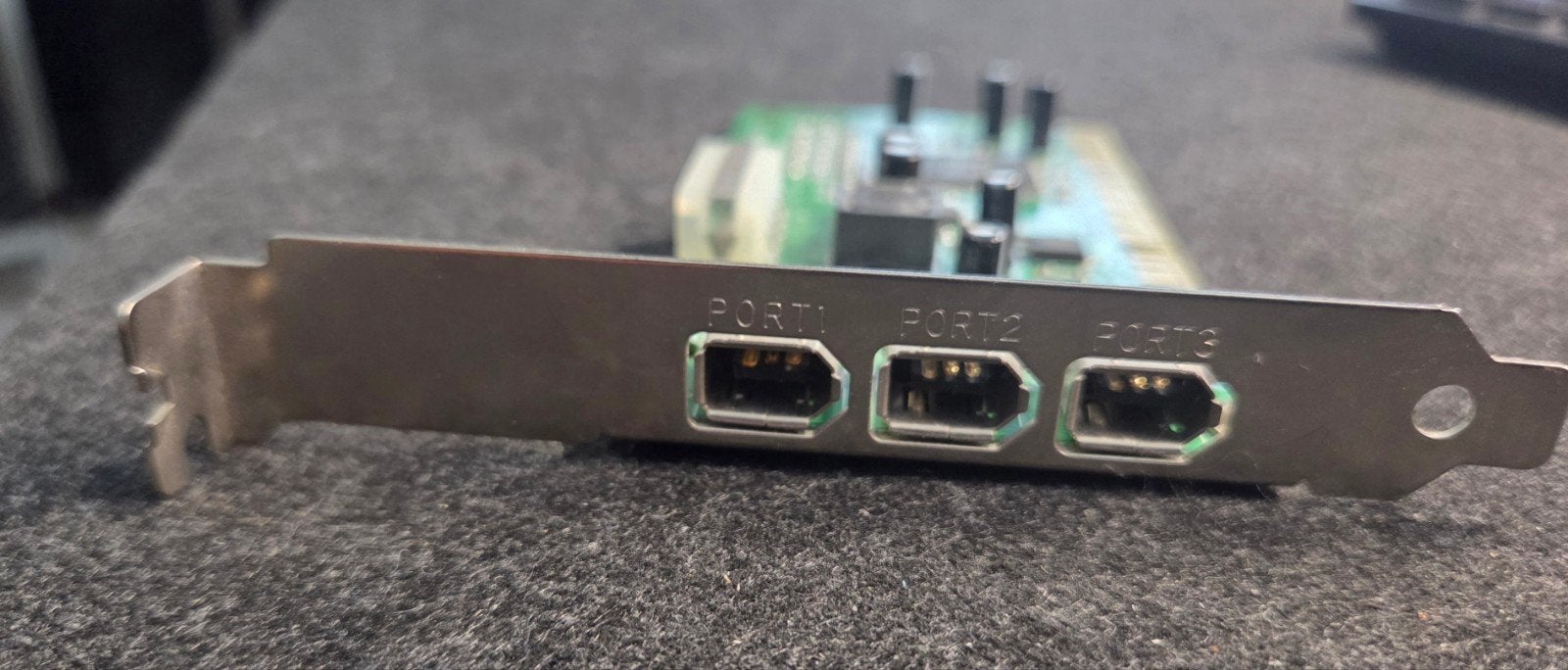 Dynalink IEEE 1394 3-poorts PCI FireWire kaart, Gebruikt, Overige soorten, Ophalen of Verzenden, Overige chipsets