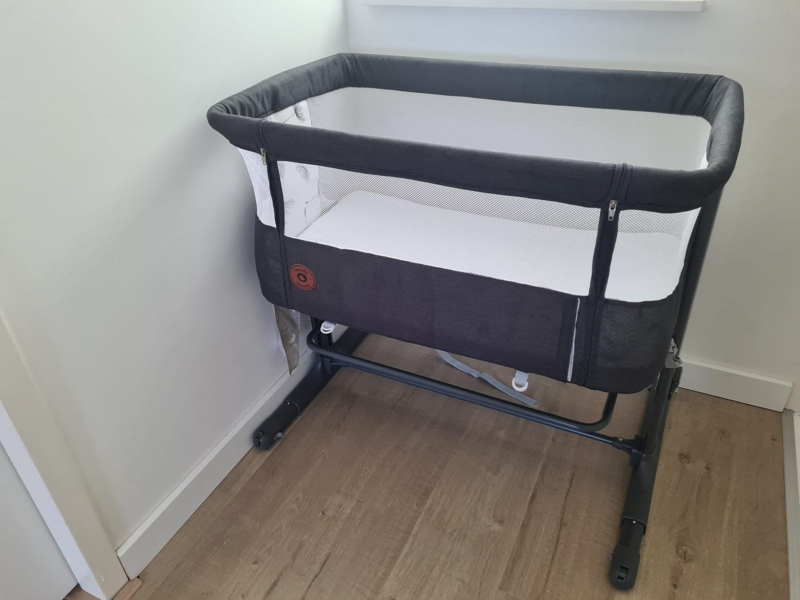 Babywieg aansluitbed., Kinderen en Baby's, Ophalen, Zo goed als nieuw, Wieg
