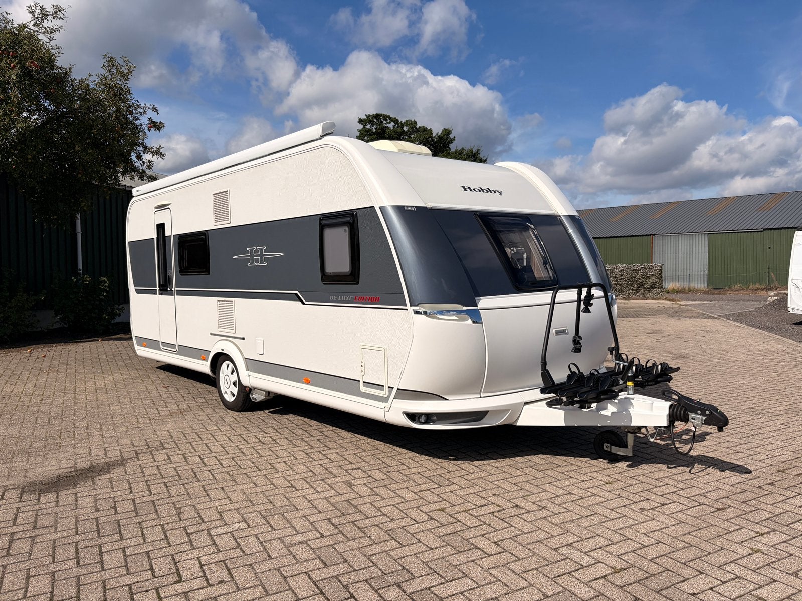 Hobby 560 KMFe De Luxe Edition 2019 – 6 slaapplaatsen, Rondzit, Hobby, Particulier, 6 tot 7 meter