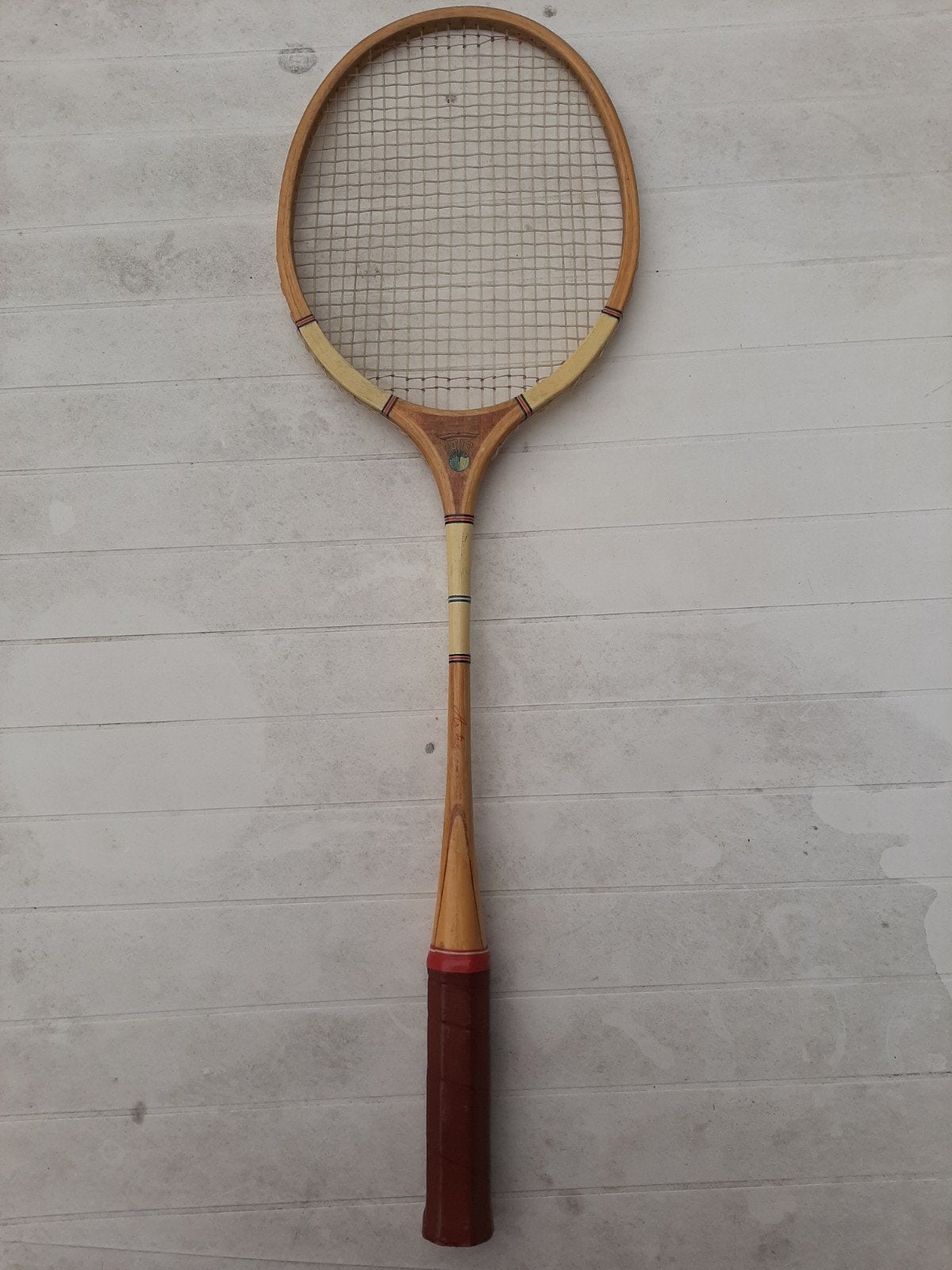 Vintage badminton racket   Artis -Gold Lion, Sport en Fitness, Badminton, Ophalen of Verzenden, Gebruikt, Racket(s)