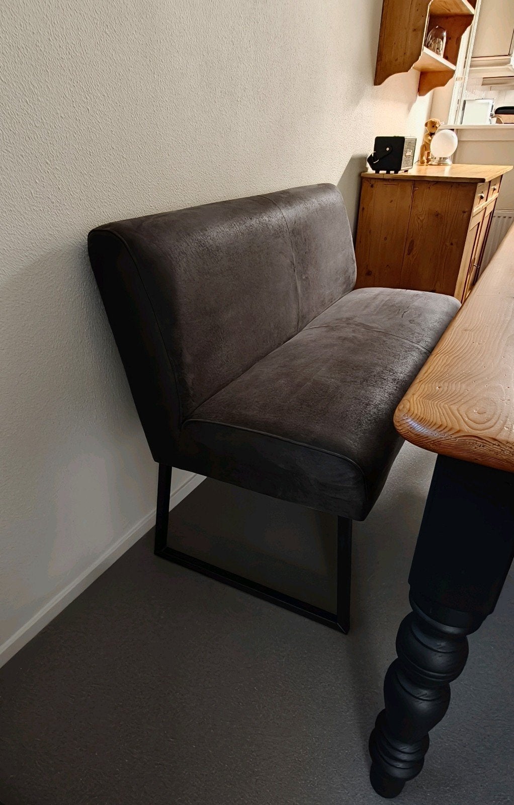 Eetkamerbank / nieuwe eetkamer bank (wonen op 10), Ophalen