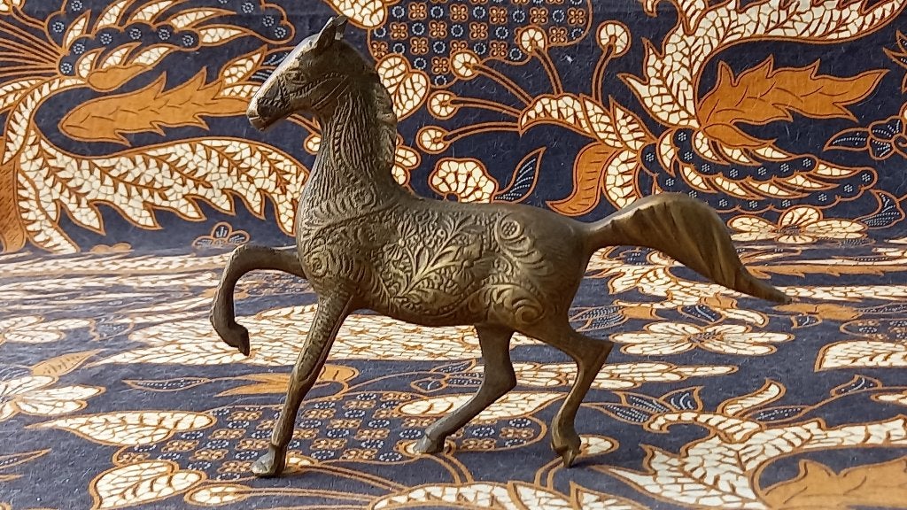 Mooi oud Oosters bewerkt koper beeldje van een paard 18 cm., Ophalen of Verzenden