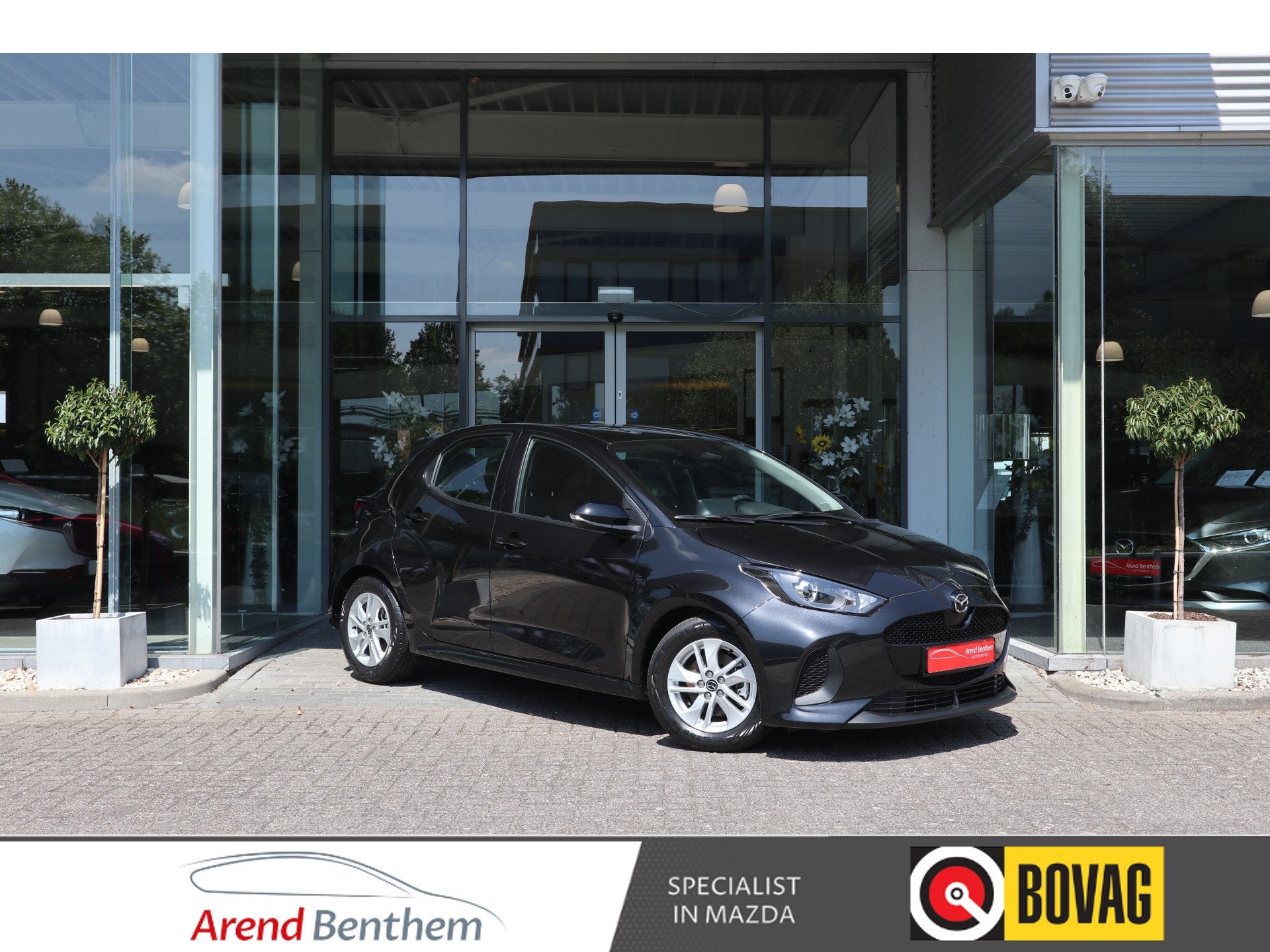 Mazda 2 Hybrid 1.5 Centre-line Clima / Camera / Cruise / App, Gebruikt, Euro 6, 450 kg, Zwart