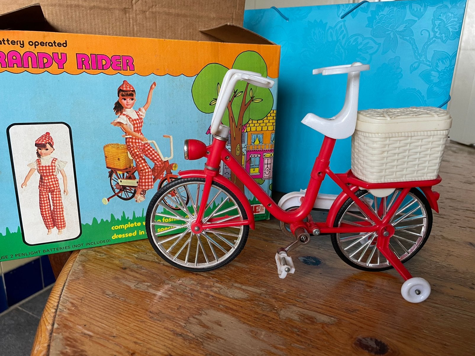 Een fiets voor je Barbie, Ophalen, Zo goed als nieuw, Barbie