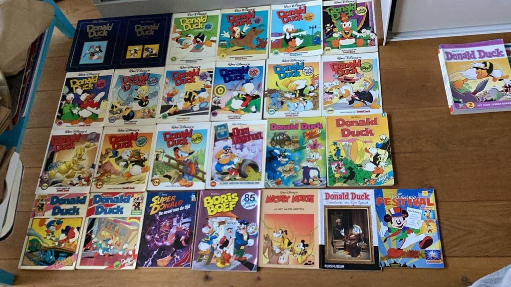 Donald Duck mickey mouse boris boef de beste verhalen €1,-ps, Boeken, Stripboeken, Meerdere stripboeken, Ophalen of Verzenden