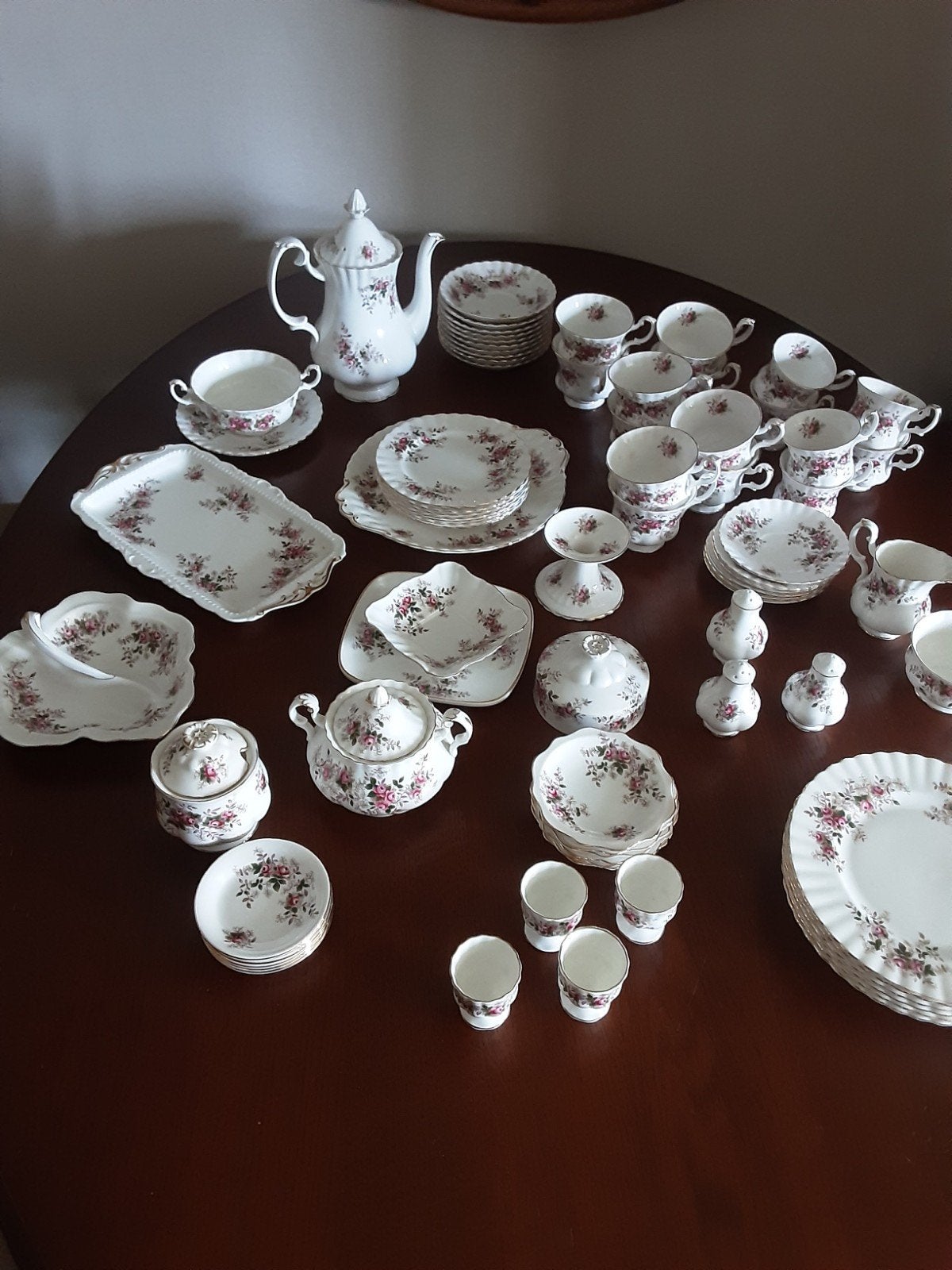 Royal Albert servies van Lavender Rose, Ophalen of Verzenden