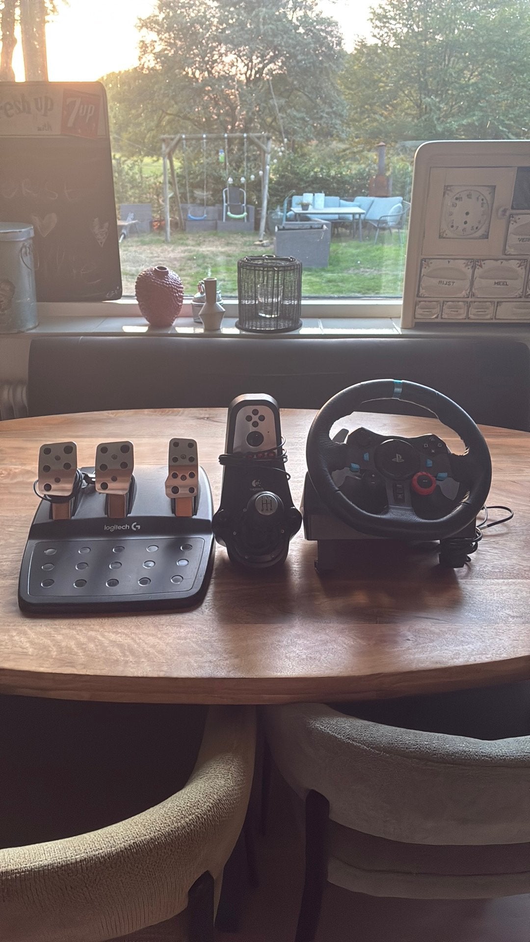 Logitech stuur pedalen en schakel pook, Ophalen, Zo goed als nieuw