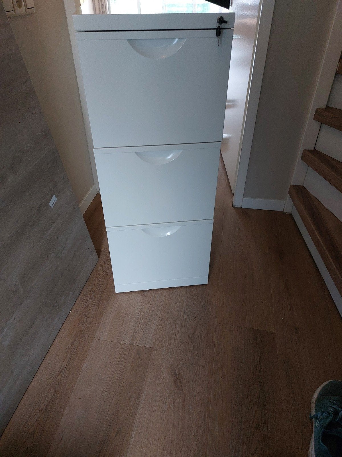 Ikea metalen archiefkast te koop, Huis en Inrichting, Ophalen, Gebruikt
