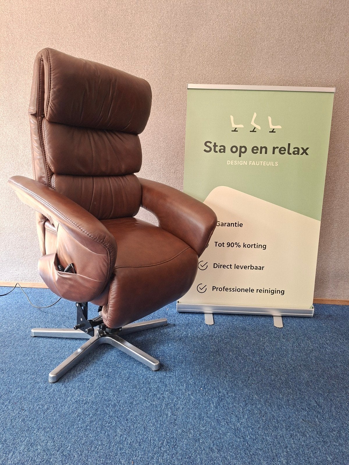 Sta op relax fauteuil Meubelzorg Sublime Zo goed als nieuw, Ophalen of Verzenden, Zo goed als nieuw, Staopenrelax@gmail.com, Sta-op-en-relax