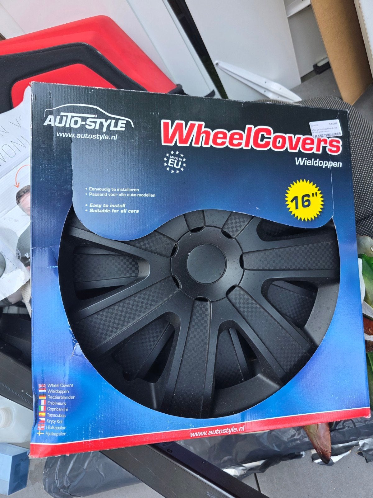 Gratis wieldoppen voor auto / aanhanger, Ophalen