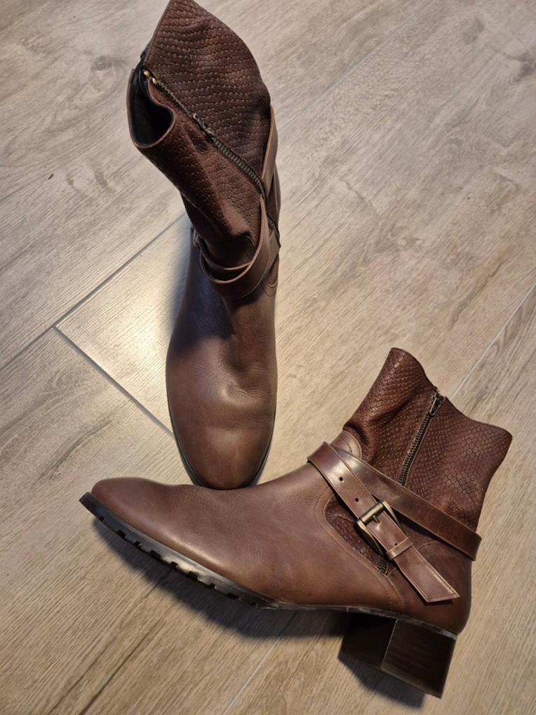Zoo dames enkellaarzen maat 46, Kleding | Dames, Schoenen, Bruin, Zoo, Lage of Enkellaarzen, Ophalen of Verzenden