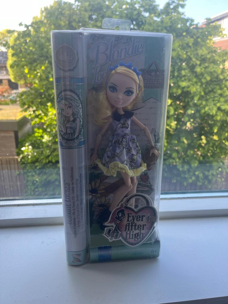 Ever After High Blondie Lockes pop - Nieuw in doos, Ophalen of Verzenden, Nieuw, Overige typen
