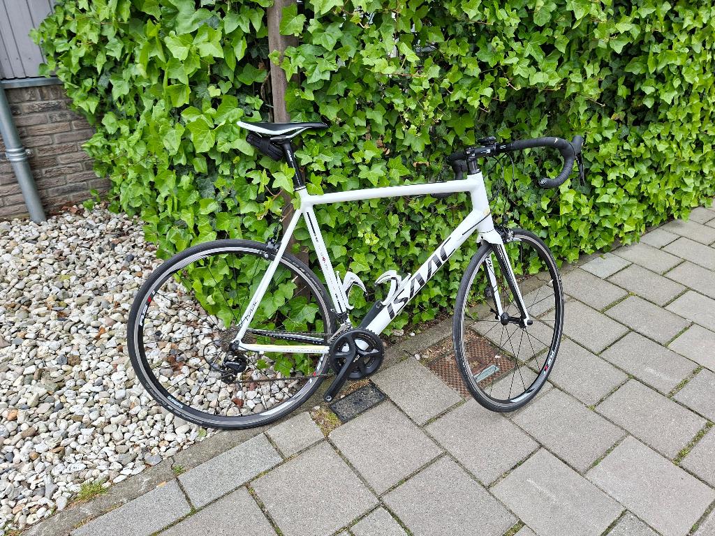 Mooie witte racefiets van Isaac, 28 inch, Aluminium, Zo goed als nieuw, 57 tot 61 cm