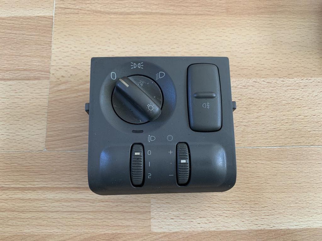 lichtschakelaar volvo S40 / V40 1995 tot 2000 30818137, Auto-onderdelen, Dashboard en Schakelaars, Gebruikt, -, -, Ophalen of Verzenden